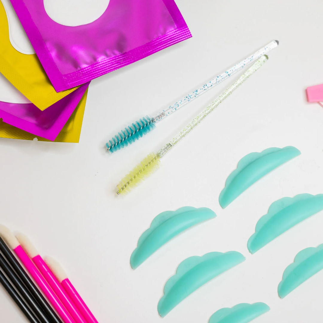 Training - lash lamination