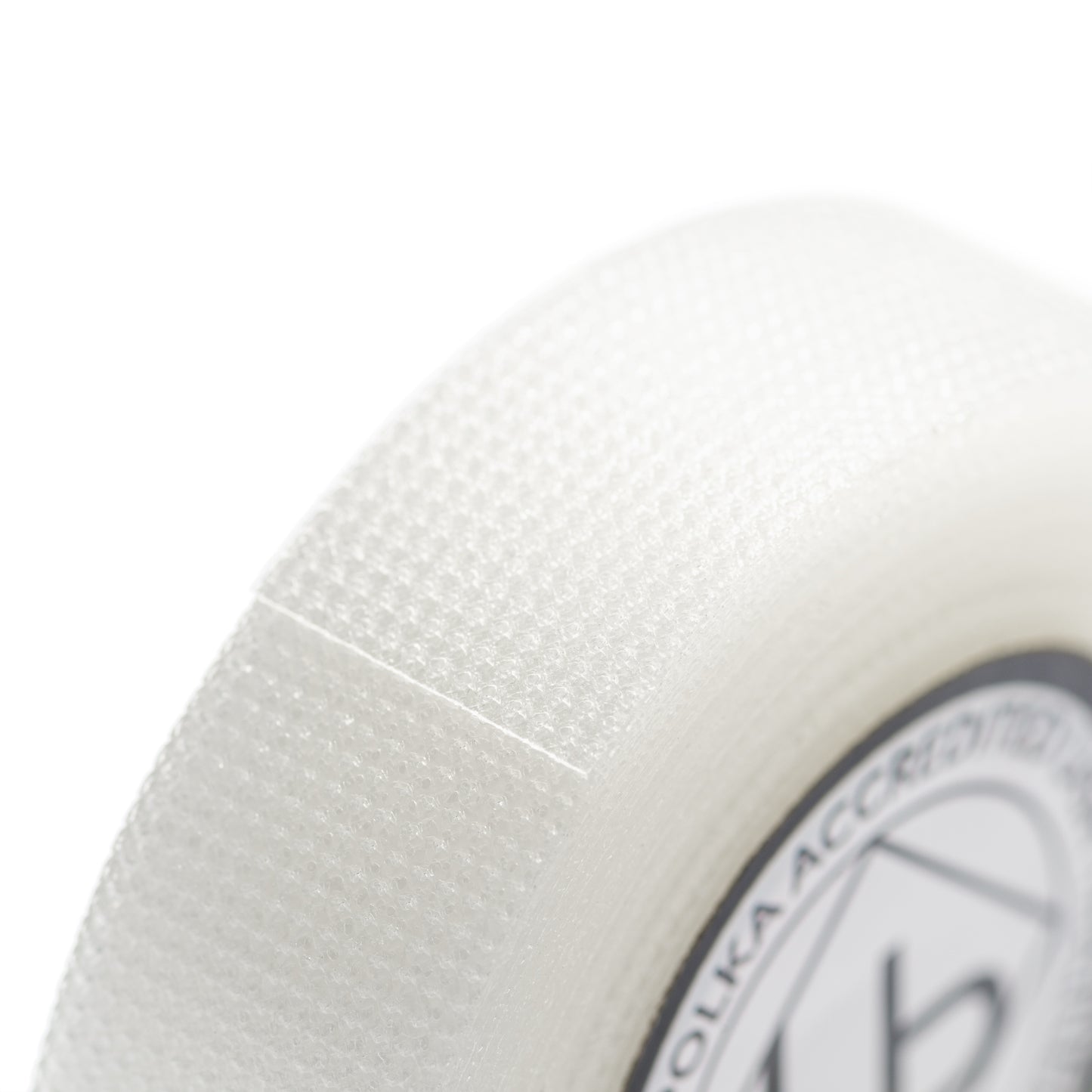 Transpore tape roll for lash and brow treatments – breathable and hypoallergenic